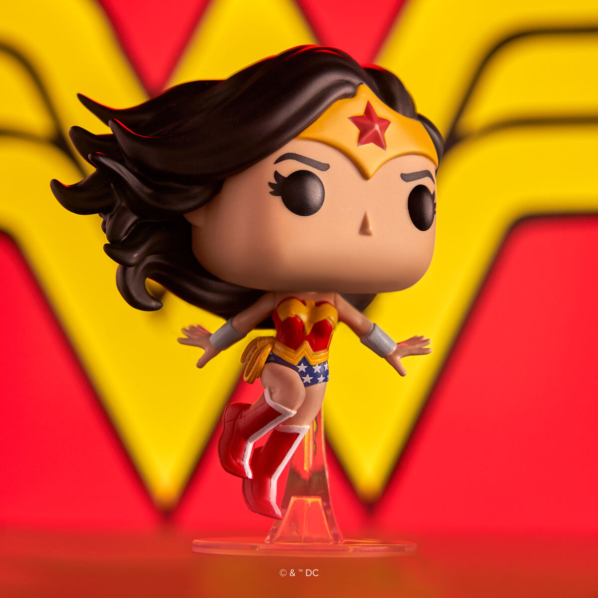 Funko Pop! Wonder Woman #600 (Vista 2)